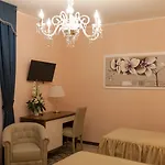 Palazzo Mantegna Bed & Breakfast Martone