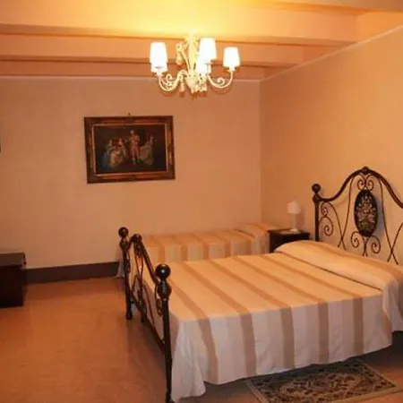 Palazzo Mantegna Bed & Breakfast Martone