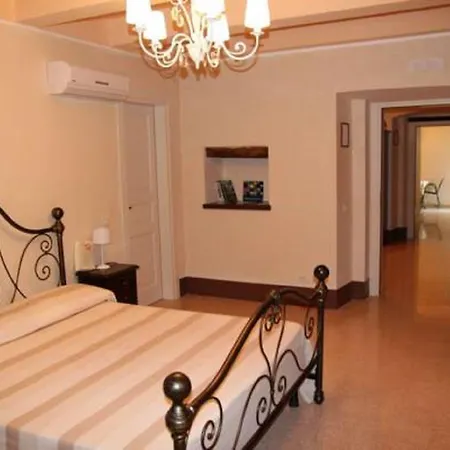 Palazzo Mantegna Bed & Breakfast 4*