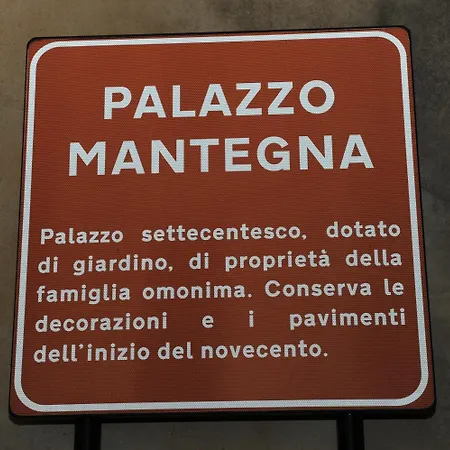 Palazzo Mantegna Gioiosa Ionica