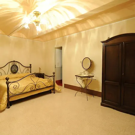 Bed & Breakfast Palazzo Mantegna 4*