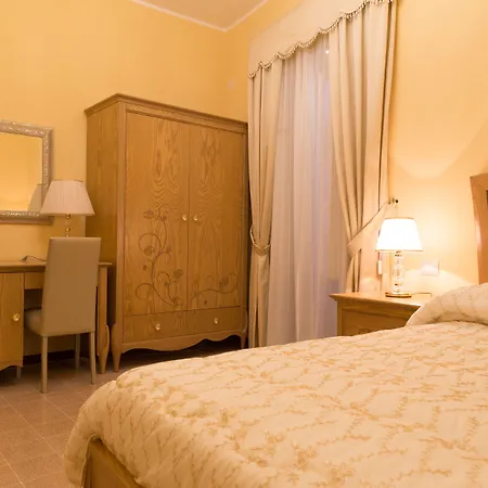 Palazzo Mantegna Bed & Breakfast Gioiosa Ionica