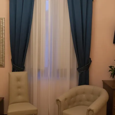 Palazzo Mantegna Bed & Breakfast 4*