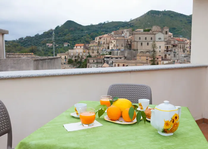 Palazzo Mantegna 住宿加早餐酒店 Martone