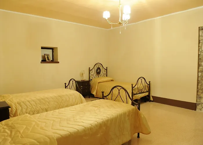 Palazzo Mantegna 住宿加早餐酒店 Martone