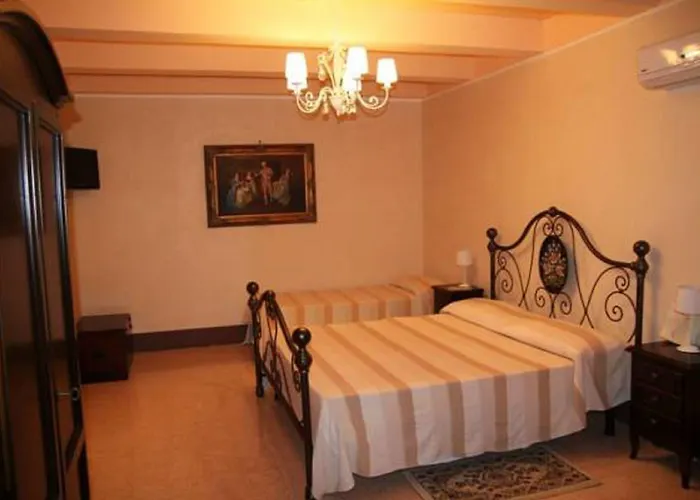 Palazzo Mantegna فندق مبيت وإفطار Martone