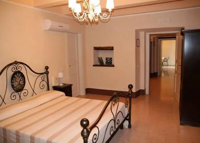 Palazzo Mantegna فندق مبيت وإفطار 3*