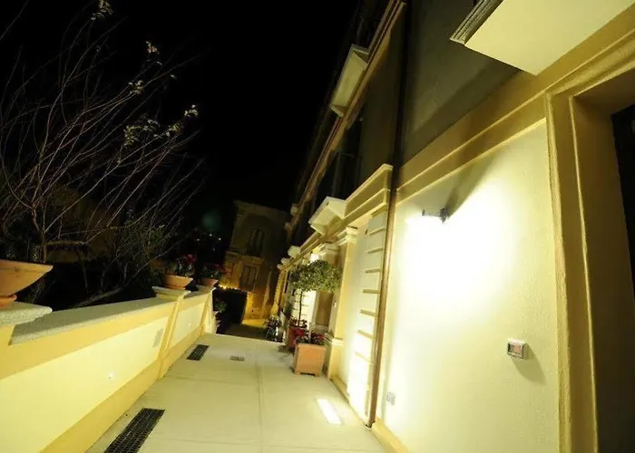 Palazzo Mantegna 3* Martone